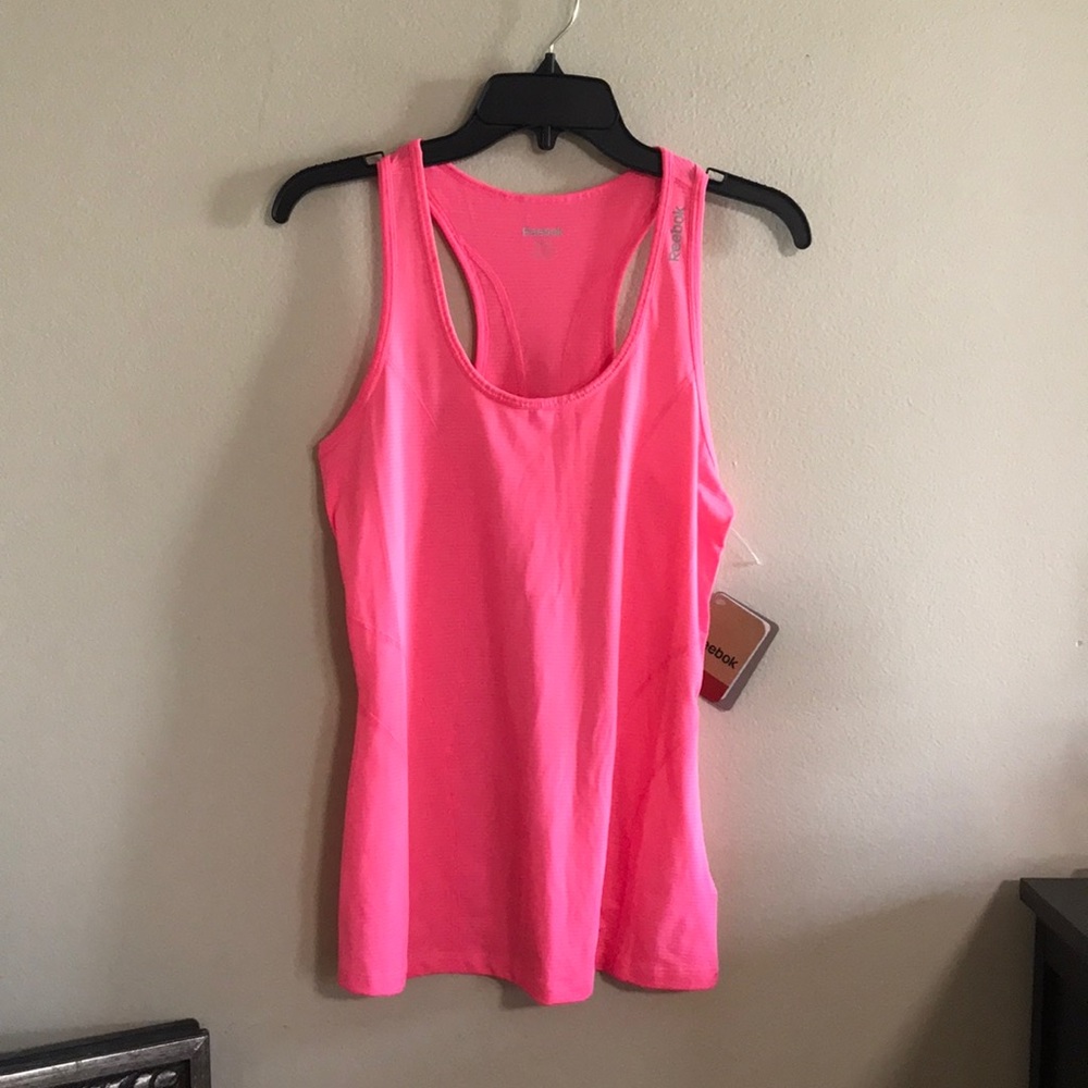 Hot pink Reebok sport!